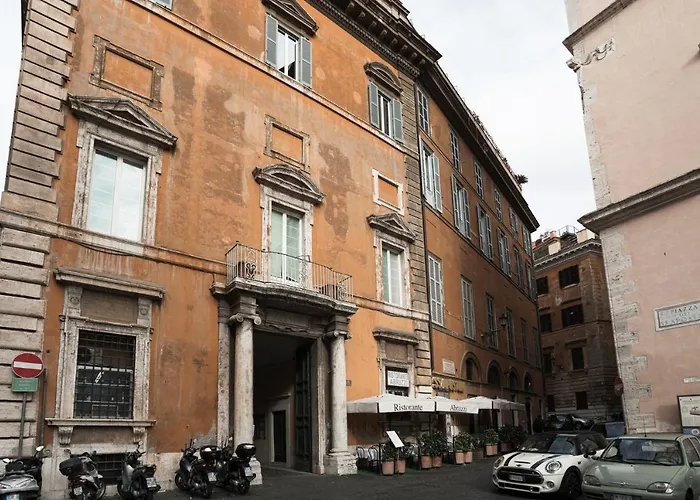 Easytopstay - Piazza Venezia Charming Penthouse * Rom